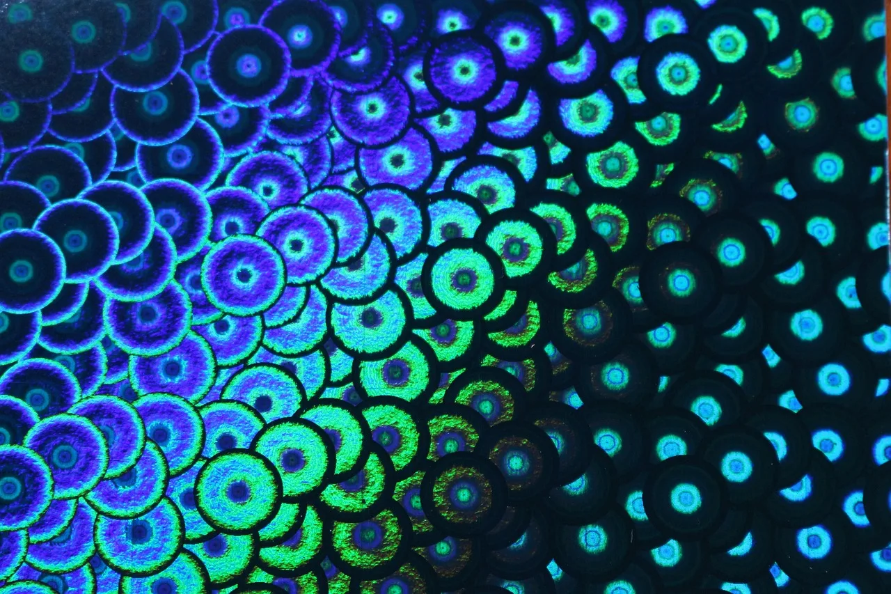 handicraft paper, iridescent, photo paper, paper, hologram, iridescent, hologram, hologram, hologram, hologram, hologram. How to run the cyanotype process safely inside a one-sink flat