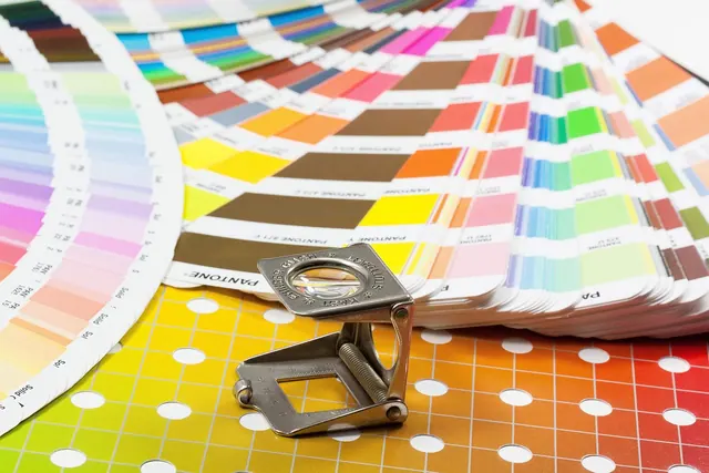 magnifying glass, color fan, pantone, printing inks, full tone, grid, four color printing, cmyk, thread counter, precision, check, proof, pigments, selection, gradient, graphic des