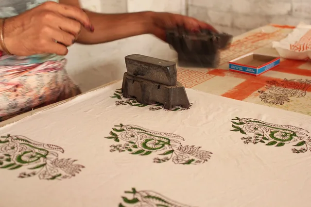 printing, textiles, dyes, craftsman, block, pattern, design, textile, fabric, texture, print, craftsman, craftsman, craftsman, craftsman, craftsman, print. A no-marketing buying guide to home printmaking kits and courses
