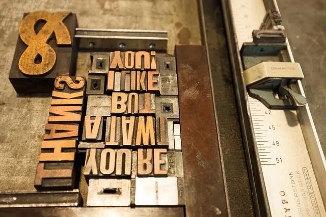 letters, setzer, rows, wooden letters, letterpress, writing, johannes gutenberg, machine operated printing system, typometer, letterpress, letterpress, letterpress, letterpress, letterpress, johannes gutenberg, johannes gutenberg. Printing press materials: blankets, plates and paper explained