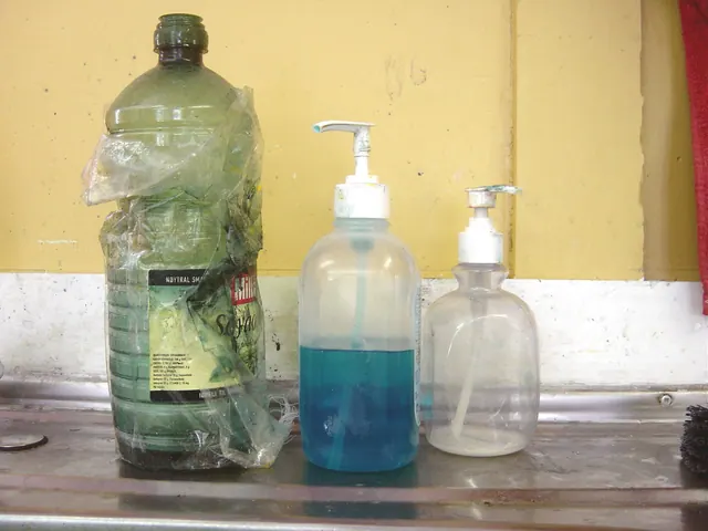 Intaglio printmaking - Hand and print cleaning - soap and (soya) oil. Oil vs. Water Stones for Linocut Gouges: Which Cuts Better at Home?