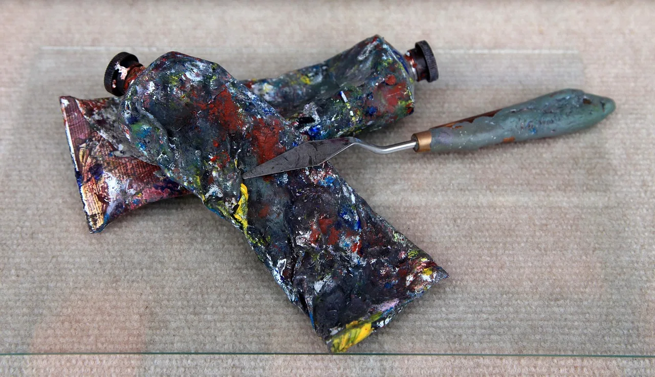 oil paint, painting utensils, color tube, tube, spatula, colour, multicoloured, art, to paint. Water-Based vs. Oil-Based Printmaking Ink: What Changes at Home